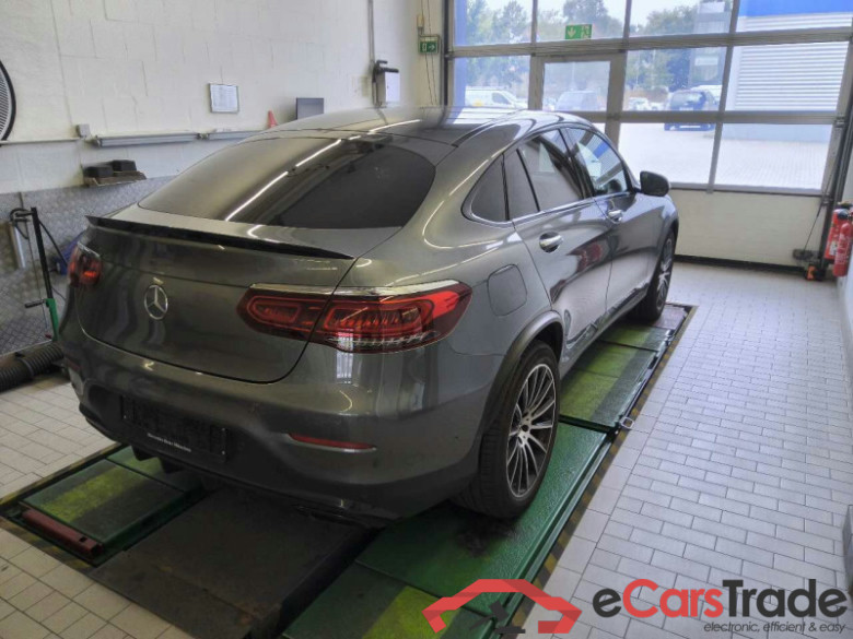 Mercedes-Benz GLC Coupe (BM 253)(11.2016->) DE - SUC5 GLC 200 EU6d, 4Matic AMG Line, (Facelift) 2020 - 2023 #3