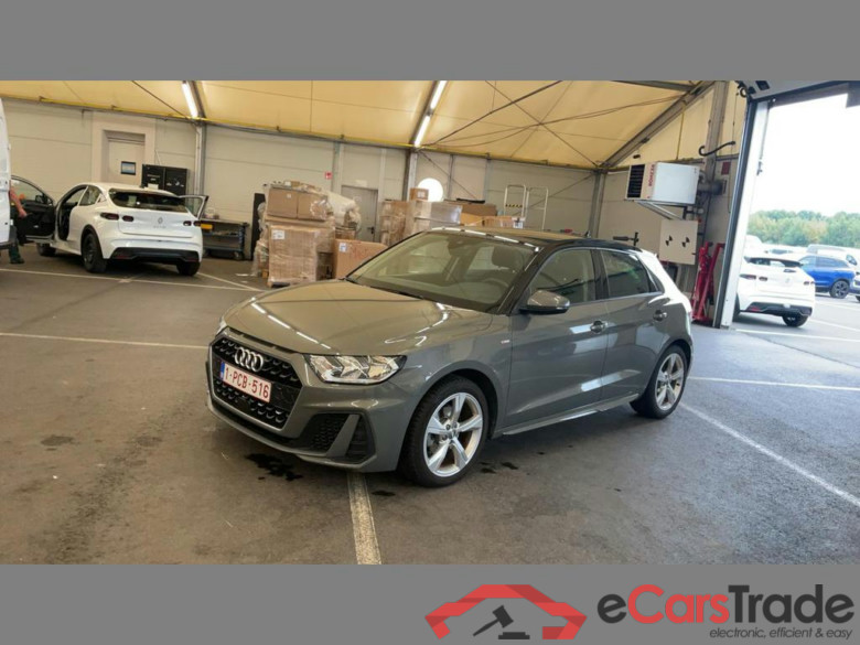 AUDI A1 Sportback 30 TFSI S line S tronic
