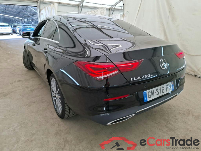 MERCEDES-BENZ CLA Coupe / 2019 / 4P / Coupé CLA 250 e Progressive Line #2