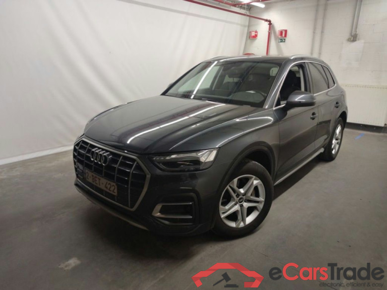 Audi Q5 Advanced 50 TFSI e S tronic quattro 5d #1
