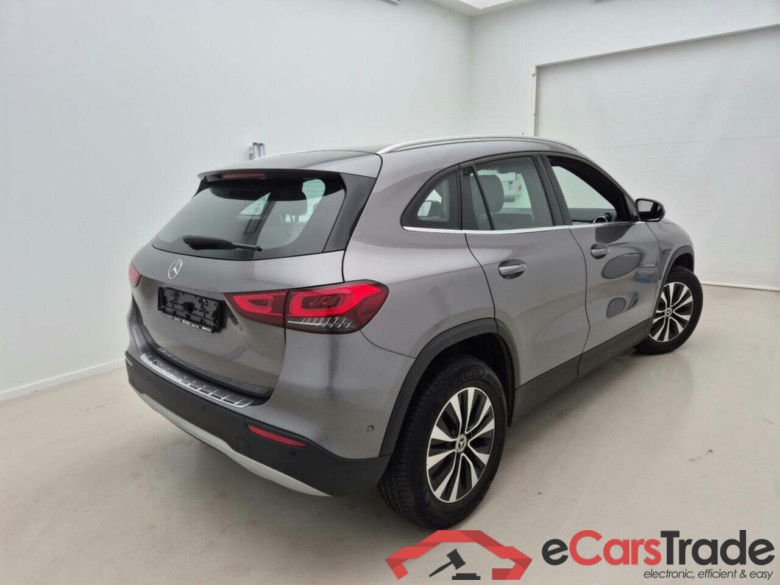 MERCEDES-BENZ GLA 180 BUSINESS SOL. AUT #2