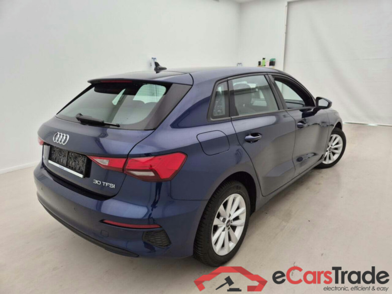 AUDI A3 SPORTBACK 30 TFSI ADVANCED #2
