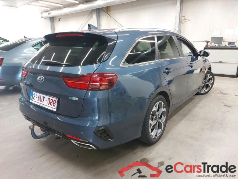 KIA - KIA CEED SPORTSWAGON 1.6 GDi ISG PHEV 141PK DCT Sense With Leather Pack & ADAS & Navigation & Pano Roof & Foldable Trailer Hook  * HYBRID * #2