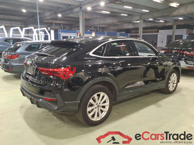 AUDI Q3 Sportback 1.4 45 TFSI E S TRONIC #4