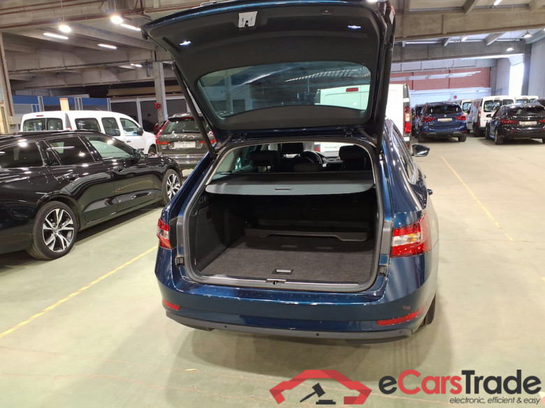 SKODA Superb 1.5 TSI ACT 110KW DSG7 CLEVER #3