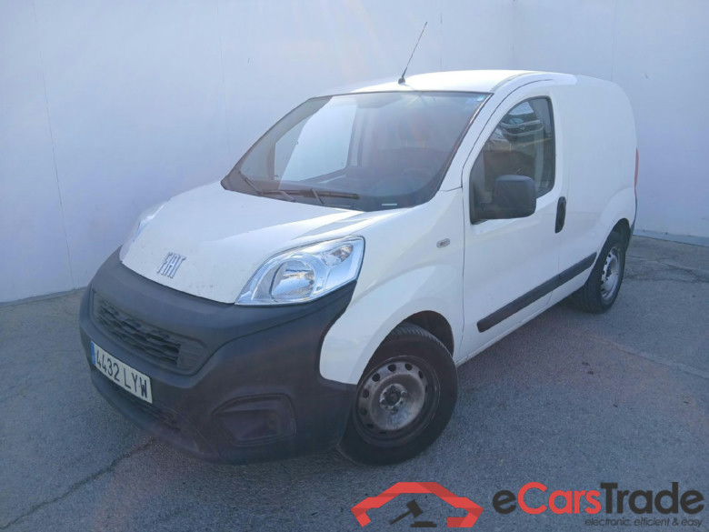 FIAT Fiorino / 2016 / 3P / furgón derivado de turismo Cargo Base N1 1.3 MJet 70 kW (95 CV) #1
