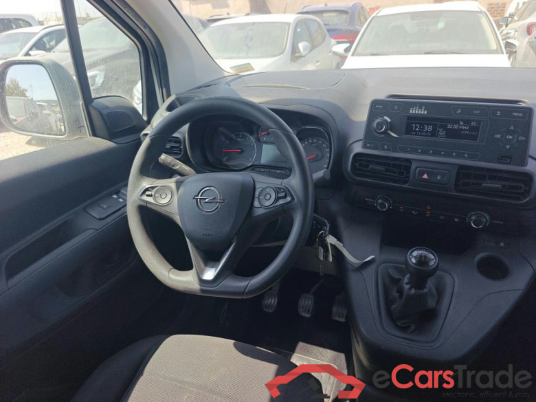 OPEL Combo / 2018 / 3P / furgón derivado de turismo 1.6 TD S/S 74kW (100CV) Express L H1 650 #3
