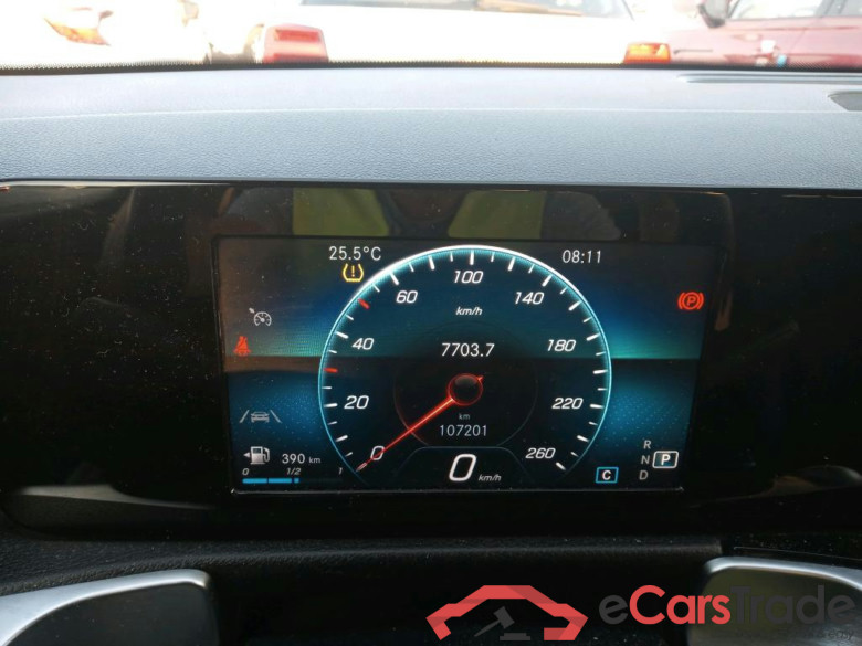 MERCEDES-BENZ GLB / 2019 / 5P / todoterreno 2.0 GLB 200 D DCT 110KW (150CV) #4