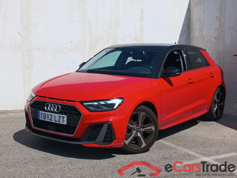 AUDI A1 / 2018 / 5P / berlina con portón Sportback Adrenalin 30 TFSI 81kW (110CV)(SP) #1