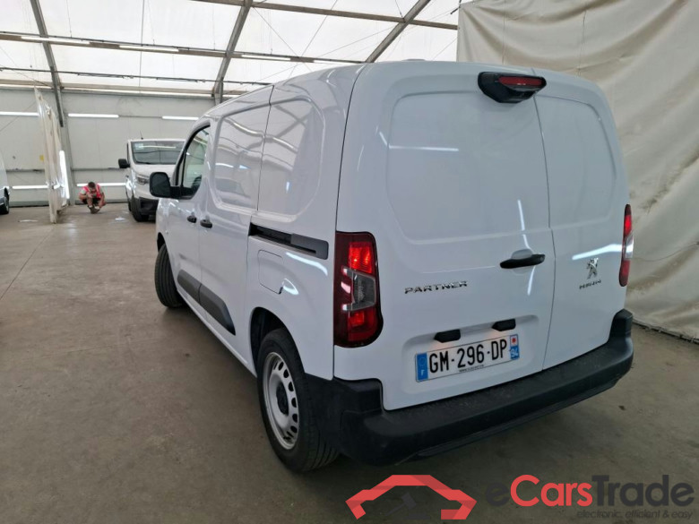 PEUGEOT Partner / 2018 / 4P / Fourgonnette BHDI 130 S&S EAT8 650KG STAND ASPHALT #2