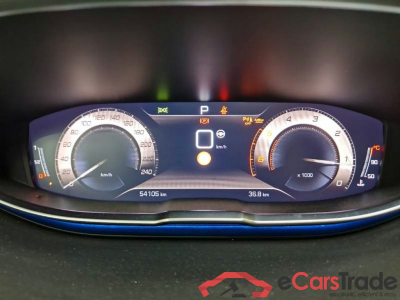 PEUGEOT 5008 / 2020 / 5P / SUV BLUEHDI 130 GT EAT8 S/S AUT. #4