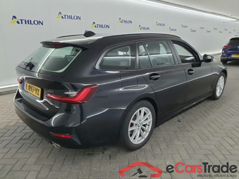 BMW 3-serie Touring 318dA 5D 110kW #3