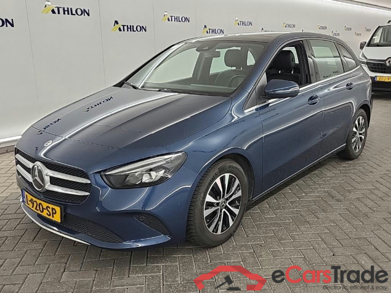MERCEDES-BENZ B-klasse B 180 7G-DCT Business Solution 5D 100kW