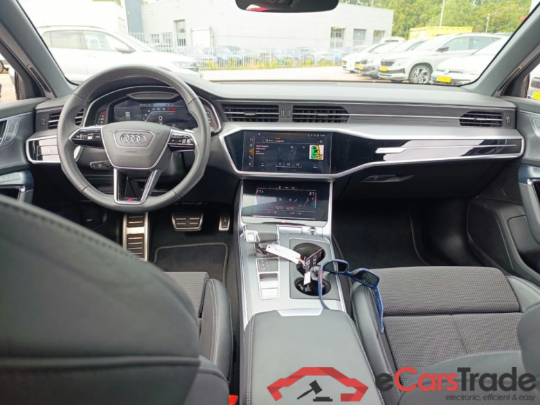 AUDI A6 AVANT 40 TFSI S ed Comp #5