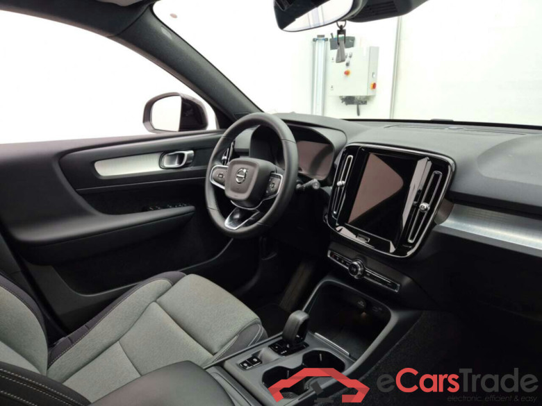 VOLVO XC40 B3 CORE AUT. #3