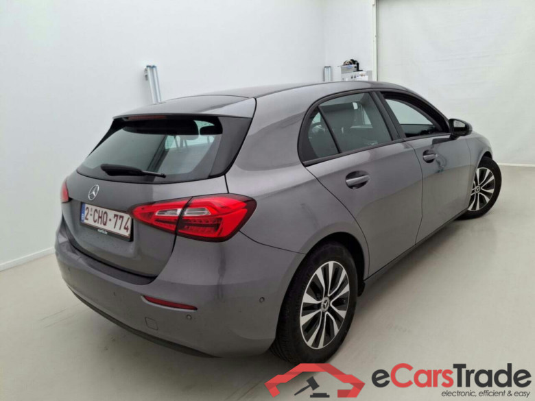 Mercedes A 180 Aut. Navi KeylessGo Camera Klima PDC ... #3