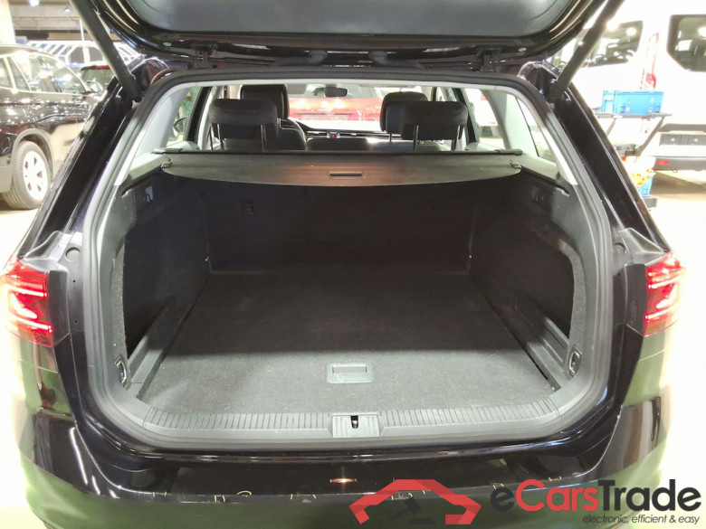 VOLKSWAGEN PASSAT VARIANT 2.0 TDI 90KW MSQ VARIANT STYLE BUSINESS #3