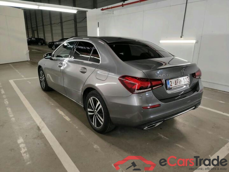 Mercedes A-Klasse Limousine A-Klasse Limousine A 250e Business Solution 160kW/218pk  4D/P Auto-8 #3