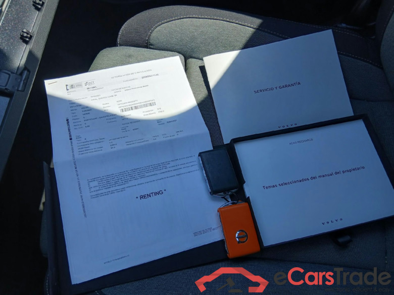 VOLVO XC40 / 2021 / 5P / todoterreno 1.5 T4 Recharge PHEV Core Auto #5