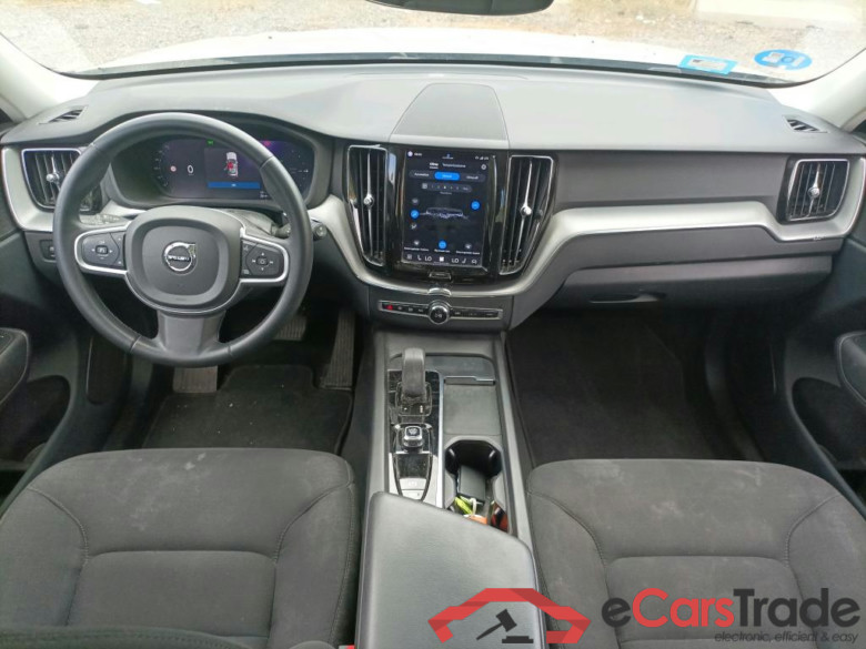 VOLVO XC60 / 2017 / 5P / todoterreno 2.0 T6 AWD Recharge Inscription Exp Auto #3