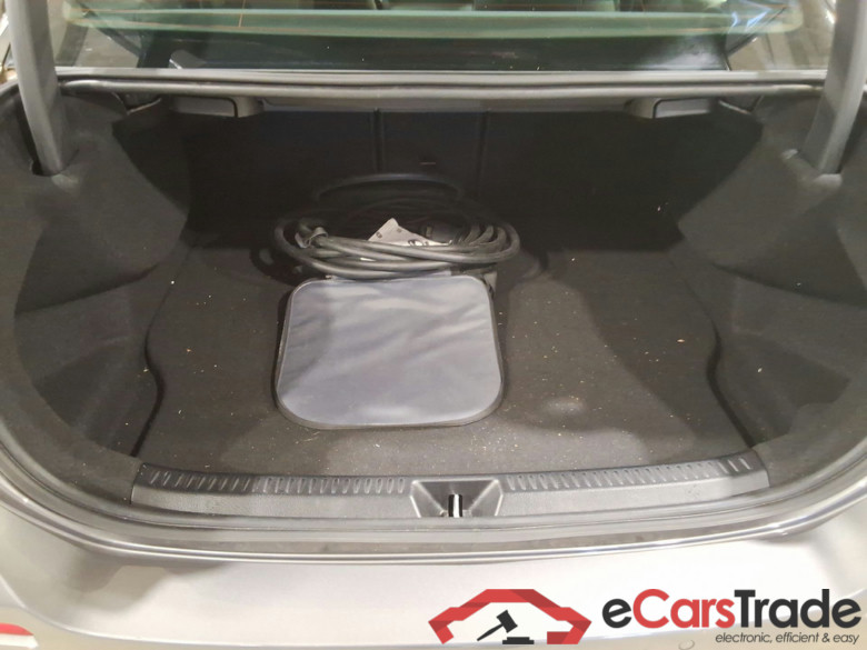 MERCEDES-BENZ A-CLASS LIMOUSINE 1.3 A 250 E BUSINESS LINE DCT #3