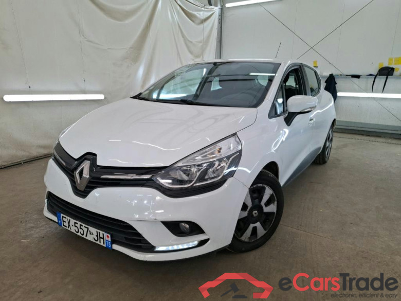 Clio IV Air MediaNav 1.5 dCi 75CV BVM5 E6 #1