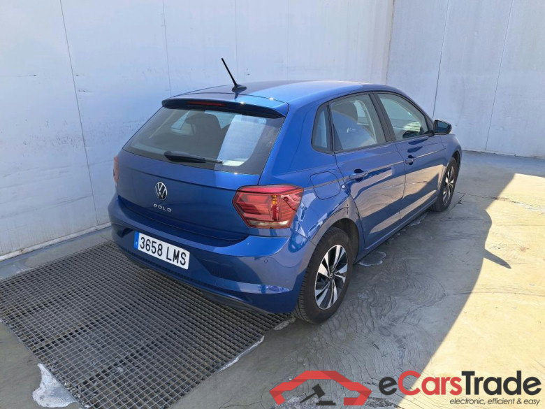 VOLKSWAGEN Polo / 2017 / 5P / berlina con portón Advance 1.0 TSI 70kW (95CV) #2