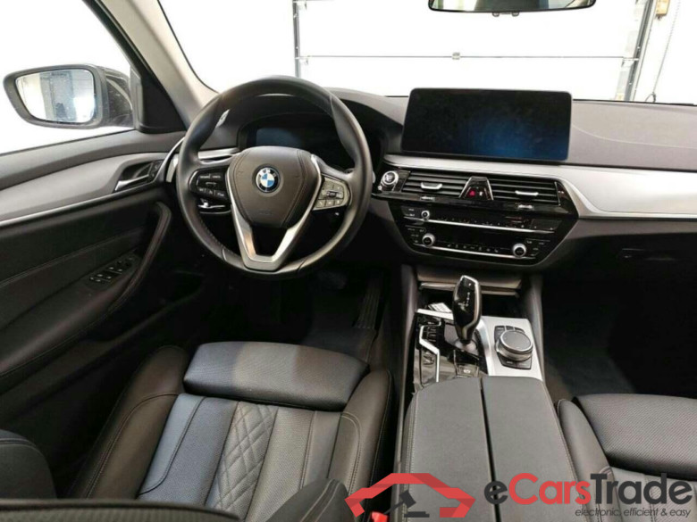 BMW 5-serie Touring 530e Bns Edit.+ #3
