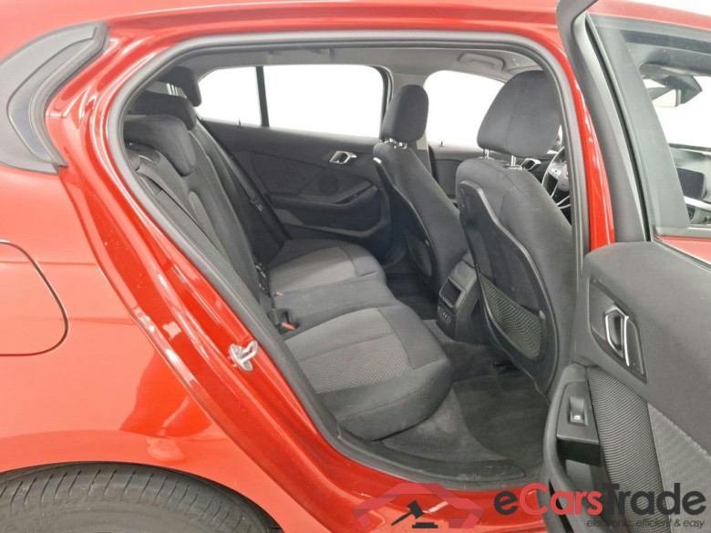 BMW 1 SERIES HATCH 1.5 116D (85KW) #6