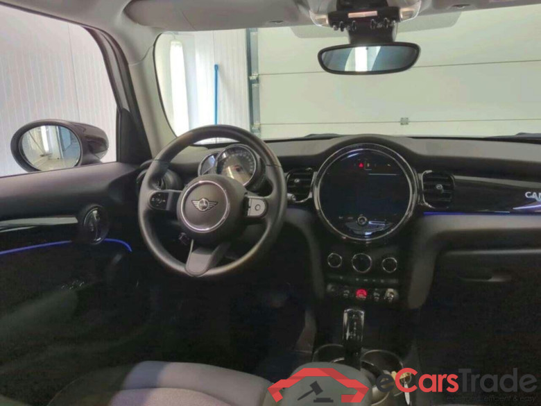 Mini 5-deurs 1.5 Cooper Camden #3