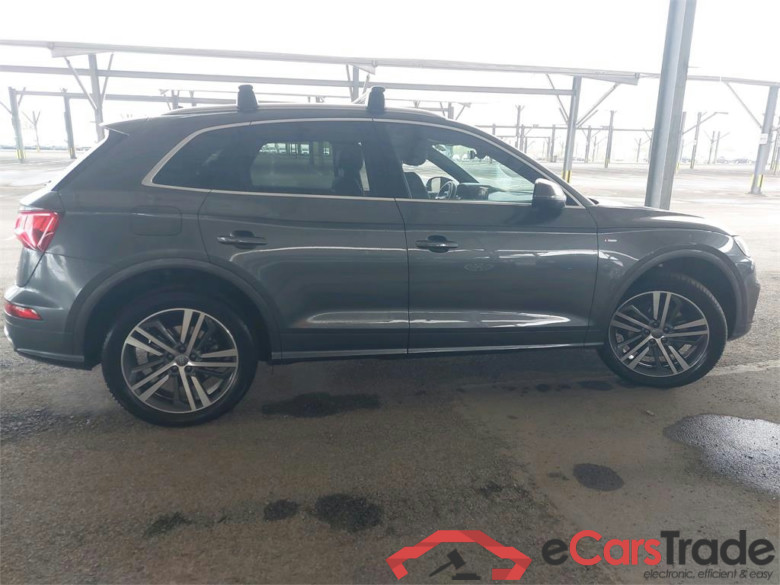 AUDI Q5 / 2018 / 5P / SUV 55 TFSI e 367 QTT S TRONIC 7 S LINE #6