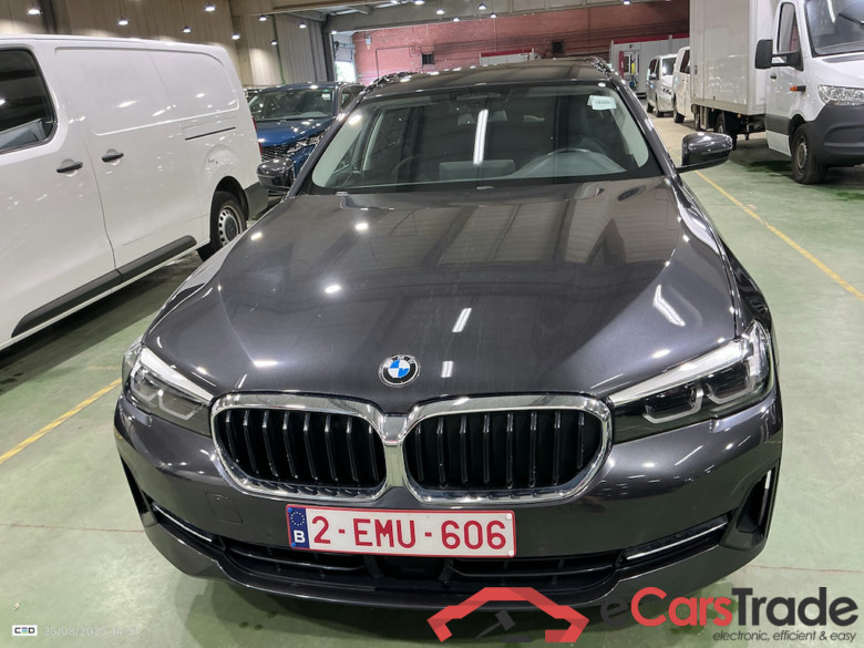 BMW 5-serie 2.0 518D 110KW TOURING AUTO #2