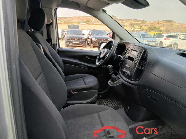 MERCEDES-BENZ Vito / 2014 / 4P / furgón 111 CDI Larga #6