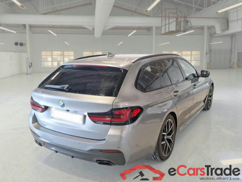 BMW SERIE 5 / 2020 / 5P / STATION WAGON 520D XDRIVE M SPORT AUTO MH48V TOURING #2
