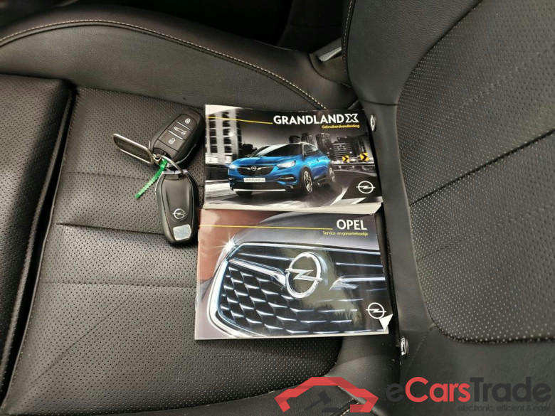 Opel Grandland X 1.6 Turbo 168kW Hybrid Ultimate Auto 5d #4