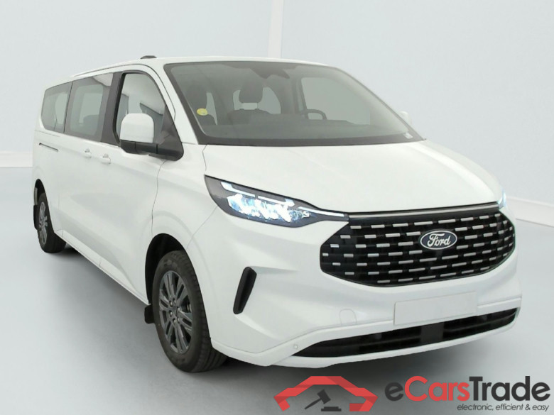 Ford Tourneo Titanium L2H1 320 2.0 EcoBlue 150 ch #1