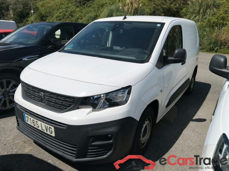 PEUGEOT Partner / 2018 / 4P / furgón derivado de turismo Premium Standard 600kg BlueHDi 73kW (AC)