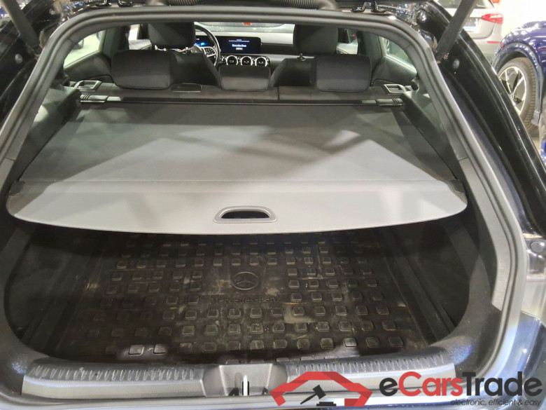 MERCEDES-BENZ CLA 2.0 CLA 180 D BUSINESS SOLUTION #1
