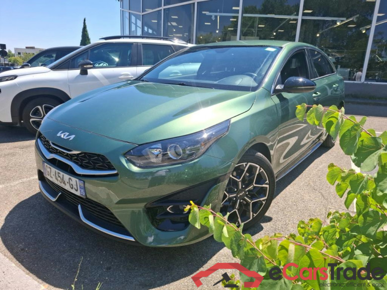 KIA ProCeed / 2021 / 5P / Break 1.5 T-GDI 140 GT LINE BUSINESS DCT7 #2