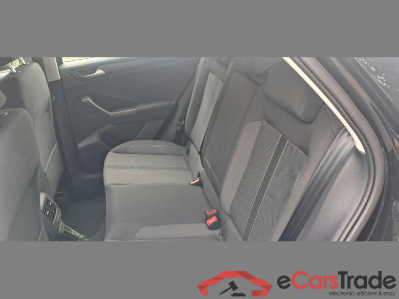 VOLKSWAGEN T-Roc 1.0 TSI Life #6