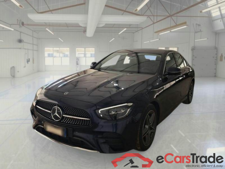 MERCEDES-BENZ CLASSE E / 2020 / 4P / BERLINA E220D 4MATIC PREMIUM PLUS