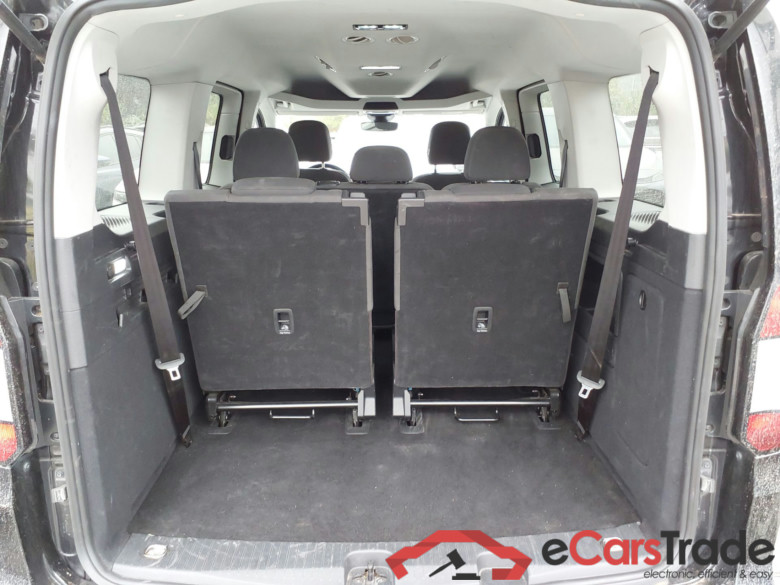 FORD Grand FORD Grand Tourneo 2,0 ECOBLUE 102 CV BVM TITANIUM  Titanium #2