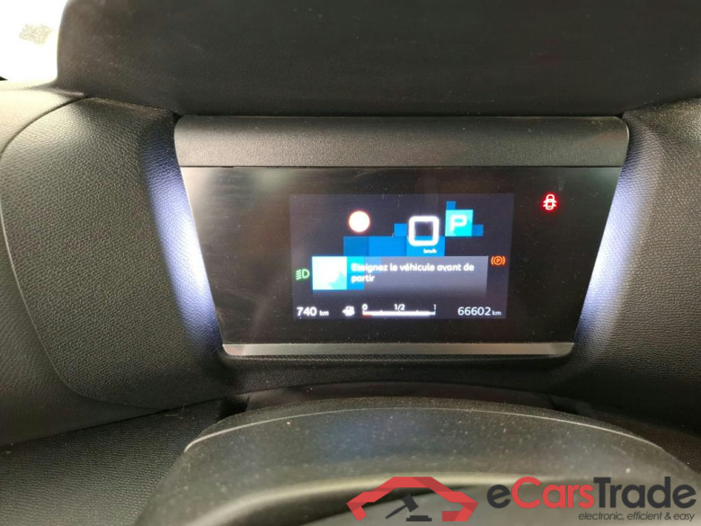 CITROEN C4 X / 2022 / 4P / Berline PureTech 130 S&S EAT8 Feel Pack #6