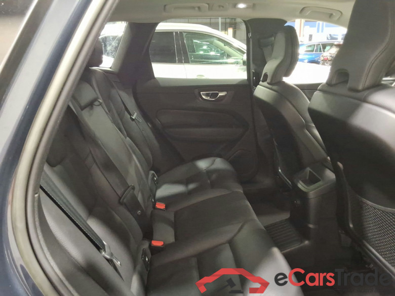 VOLVO XC60 2.0 T6 PHEV INSCRIPTION EXPR. AUTO 4WD #5
