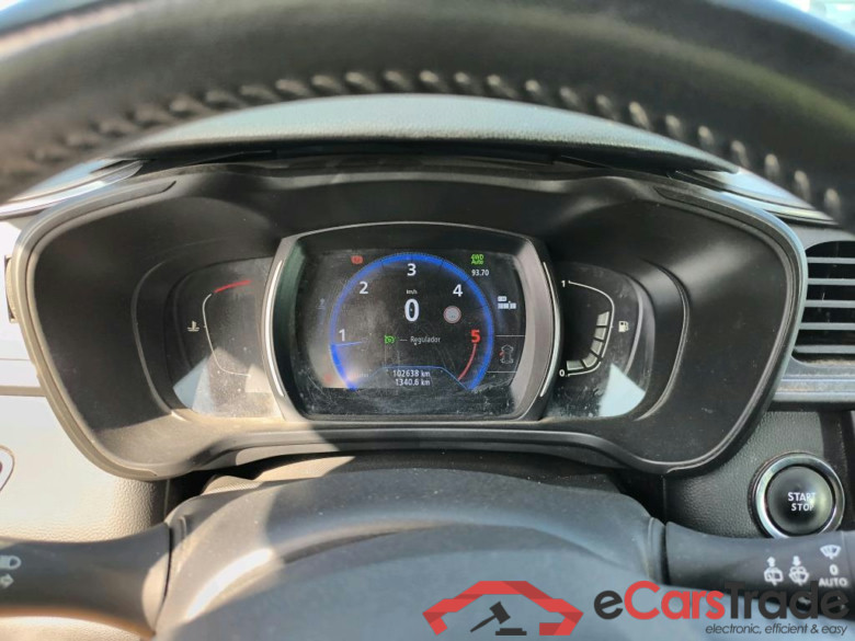 RENAULT KADJAR 5p 1G berlina con portón Tech Road Energy dCi 96kW (130CV) 4x4 #4