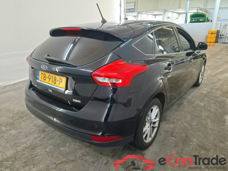 Ford Focus 1.0 EcoBoost Lease Edition 100 pk 5d #2