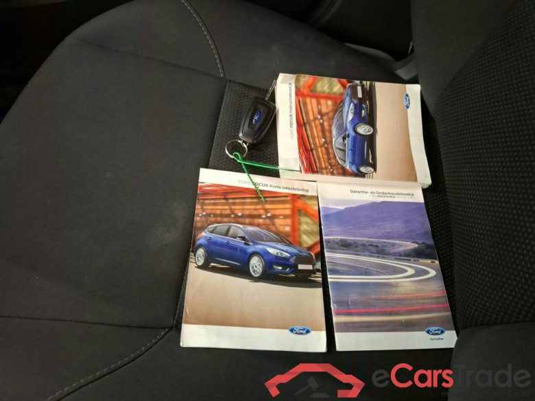 Ford Focus 1.0 EcoBoost Lease Edition 100 pk 5d #4