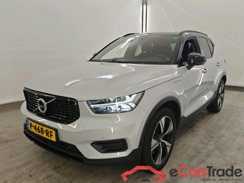 Volvo XC40 Recharge T4 R-Design + Pano #1