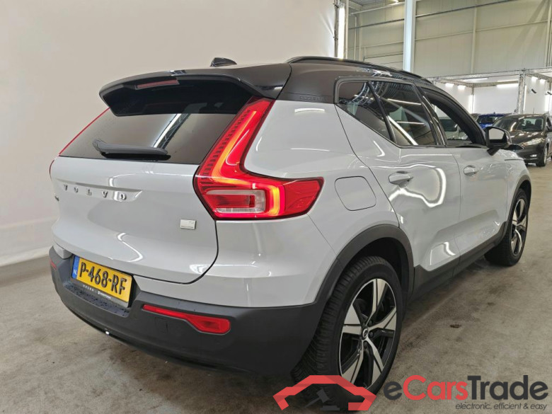 Volvo XC40 Recharge T4 R-Design + Pano #2