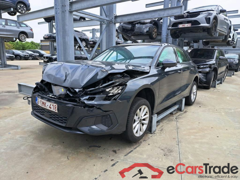 AUDI - AUD A3 SB 30 TFSi 110PK S-Tronic Attraction Business Editon                ***             TOTAL LOSS            ***               Pack Business Plus & Pano Roof  * PETROL *